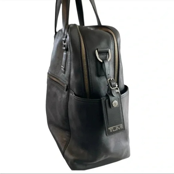 Tumi Beacon Hill Smith Jetsetter bag Sunday leather laptop travel bag black